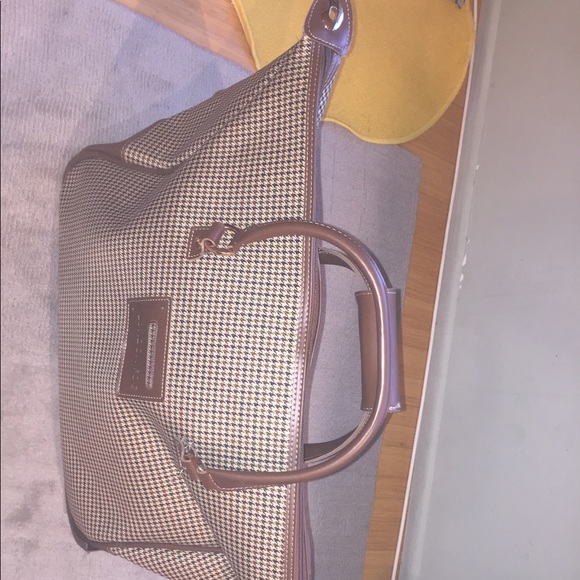 London Fog Travel Bag - Picture 2 of 7